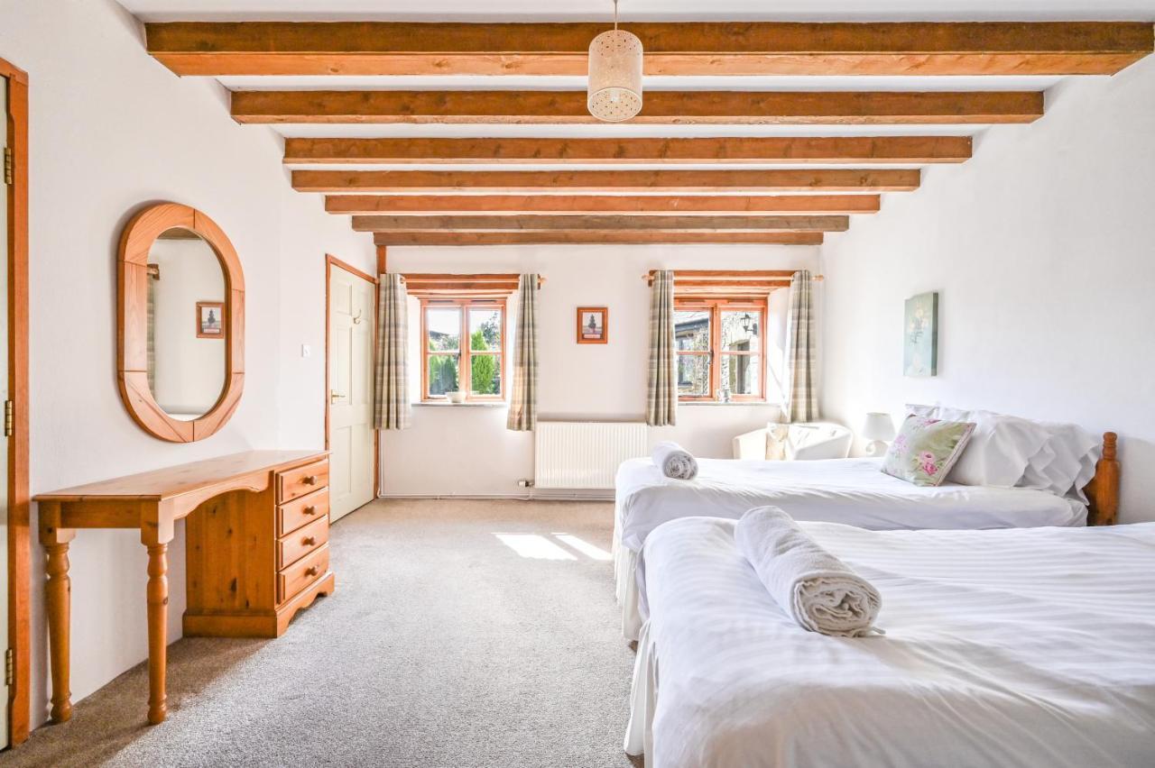 Polean Farm Cottages - With Free Animal Feeding And Pony Rides And Free Access To A Nearby Pool Looe Esterno foto