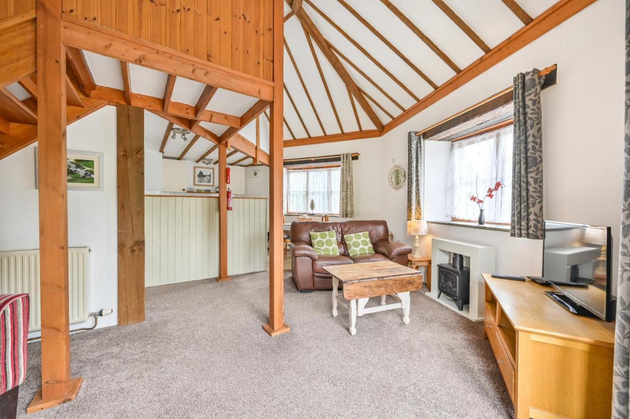 Polean Farm Cottages - With Free Animal Feeding And Pony Rides And Free Access To A Nearby Pool Looe Esterno foto