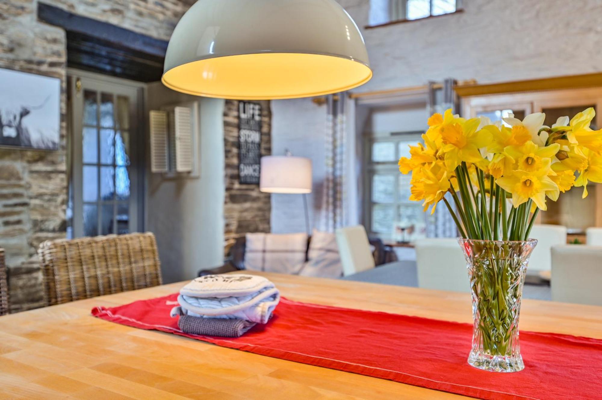Polean Farm Cottages - With Free Animal Feeding And Pony Rides And Free Access To A Nearby Pool Looe Esterno foto