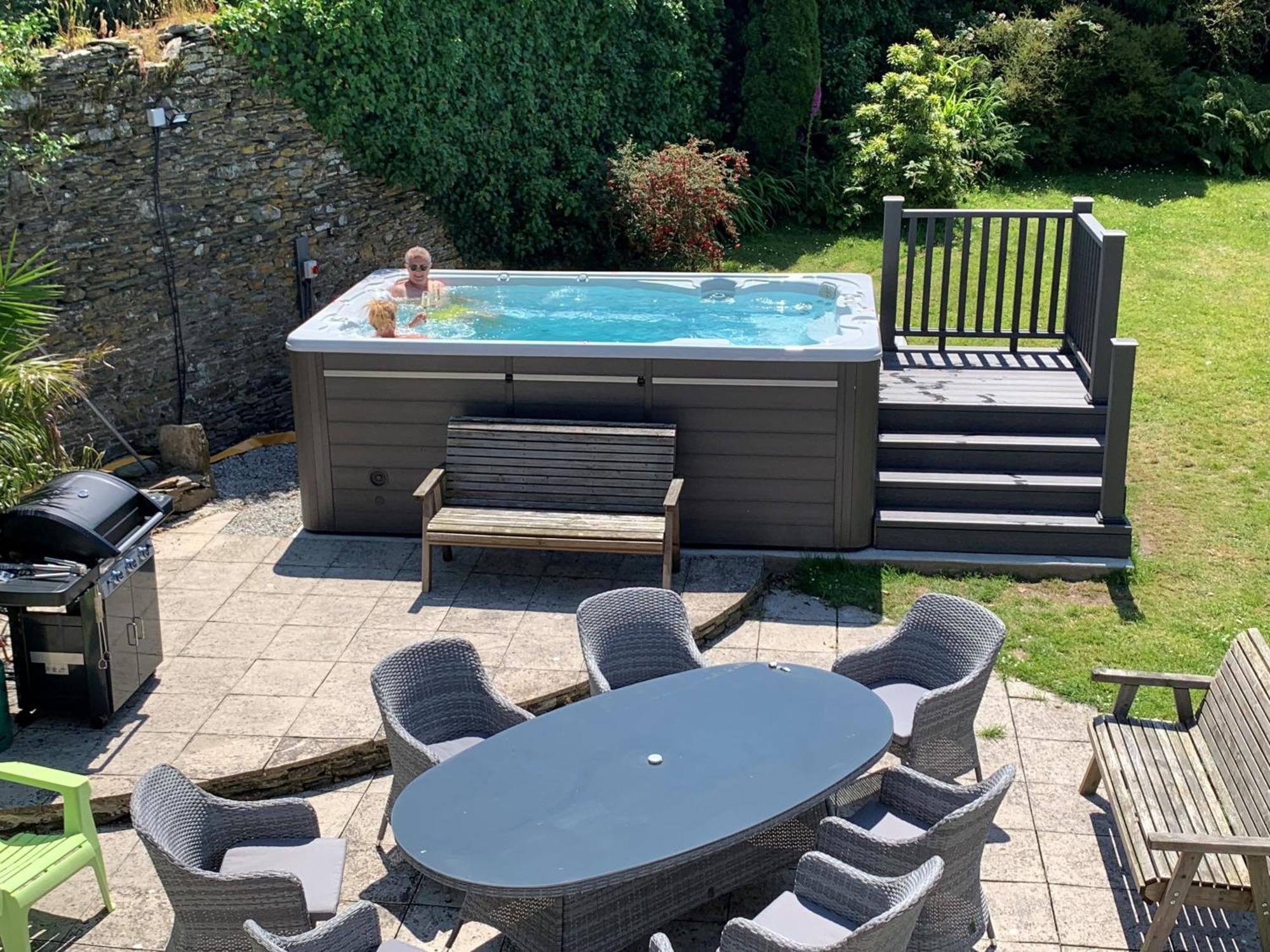 Polean Farm Cottages - With Free Animal Feeding And Pony Rides And Free Access To A Nearby Pool Looe Esterno foto